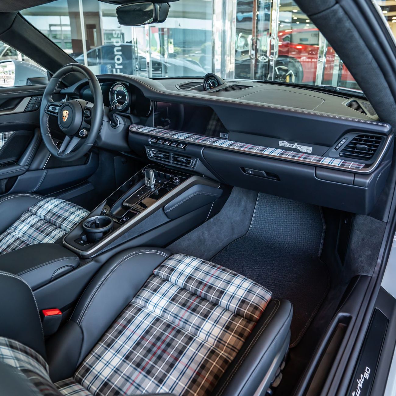 Porsche 911 TURBO 50 YEARS