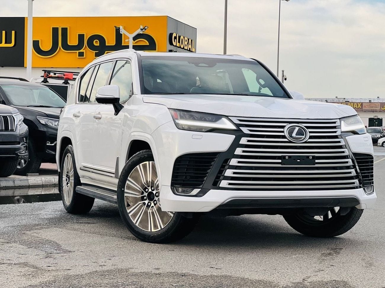 Lexus LX600 SIGNATURE