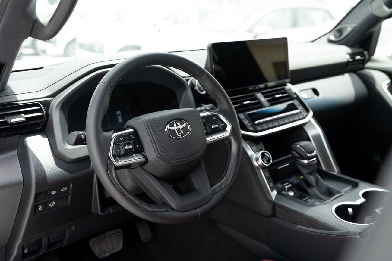 تويوتا لاند كروزر VXR