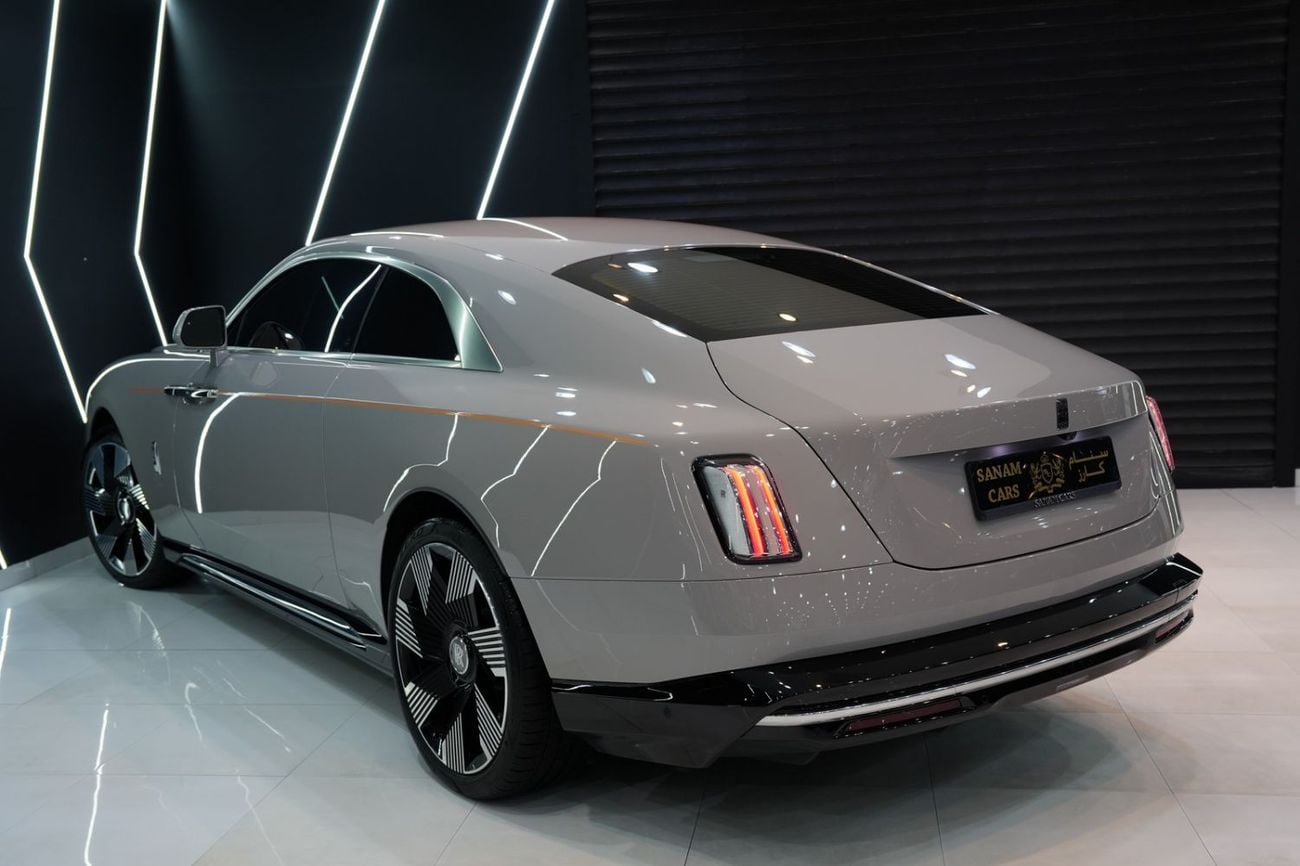 رولز رويس سبيكتر STD (L · None - Electric Cyl · Automatic · Electric · Coupe · Front Wheel Drive · 4 Seats · 2 Door) رولز رويس سبيكتر 2024، نظام صوتي مصمم خصيصاً، إضاءة ستارلايت، شبكة أمامية مضيئة، ضمان وخدمة الوكيل!!