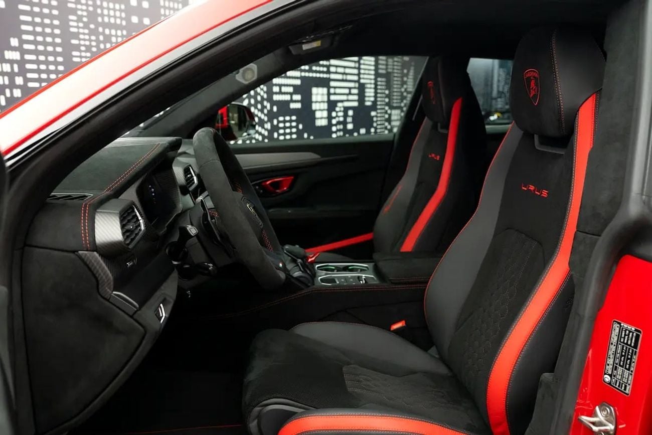 لامبورغيني اوروس PERFORMANTE