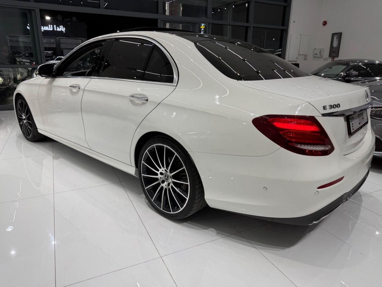 مرسيدس بنز E300 AMG
