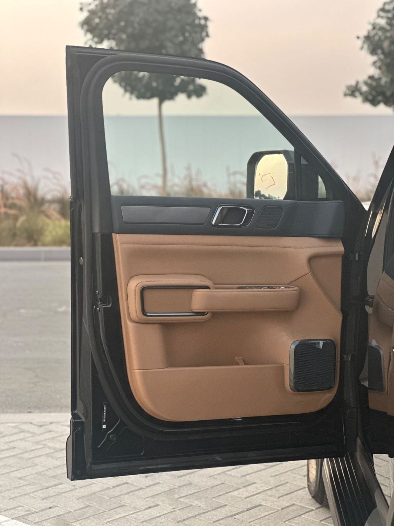 BYD Leopard 5 NAVIGATOR