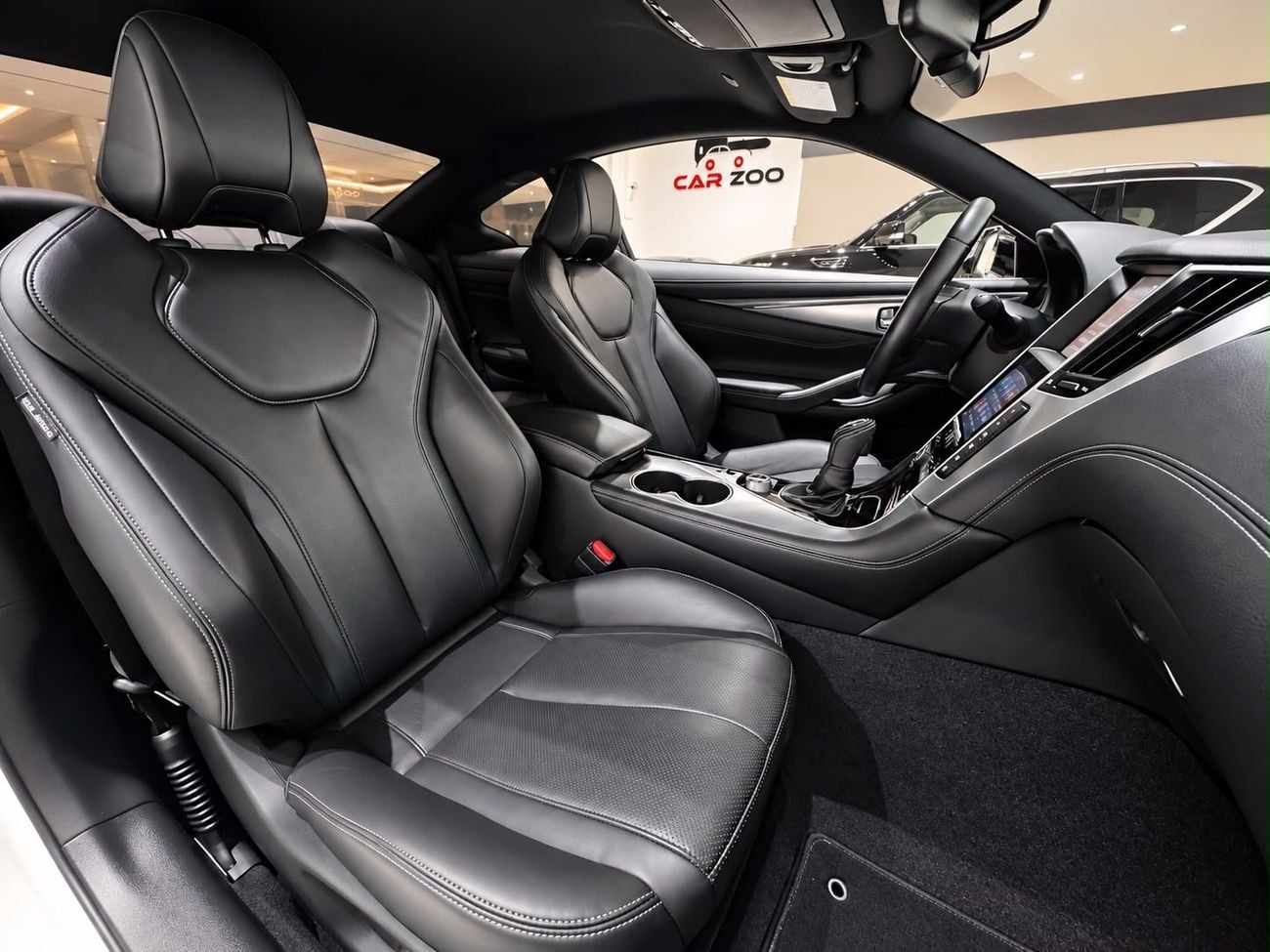 Infiniti Q60 PREMIUM LUXE