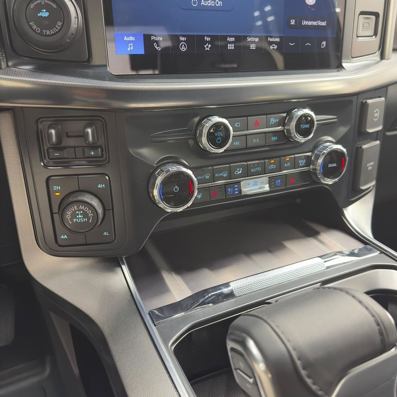 Ford F-150 PLATINUM CREW CAB