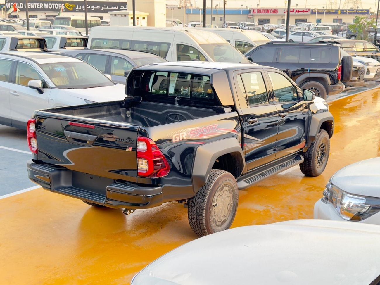 تويوتا هيلوكس TOYOTA HILUX