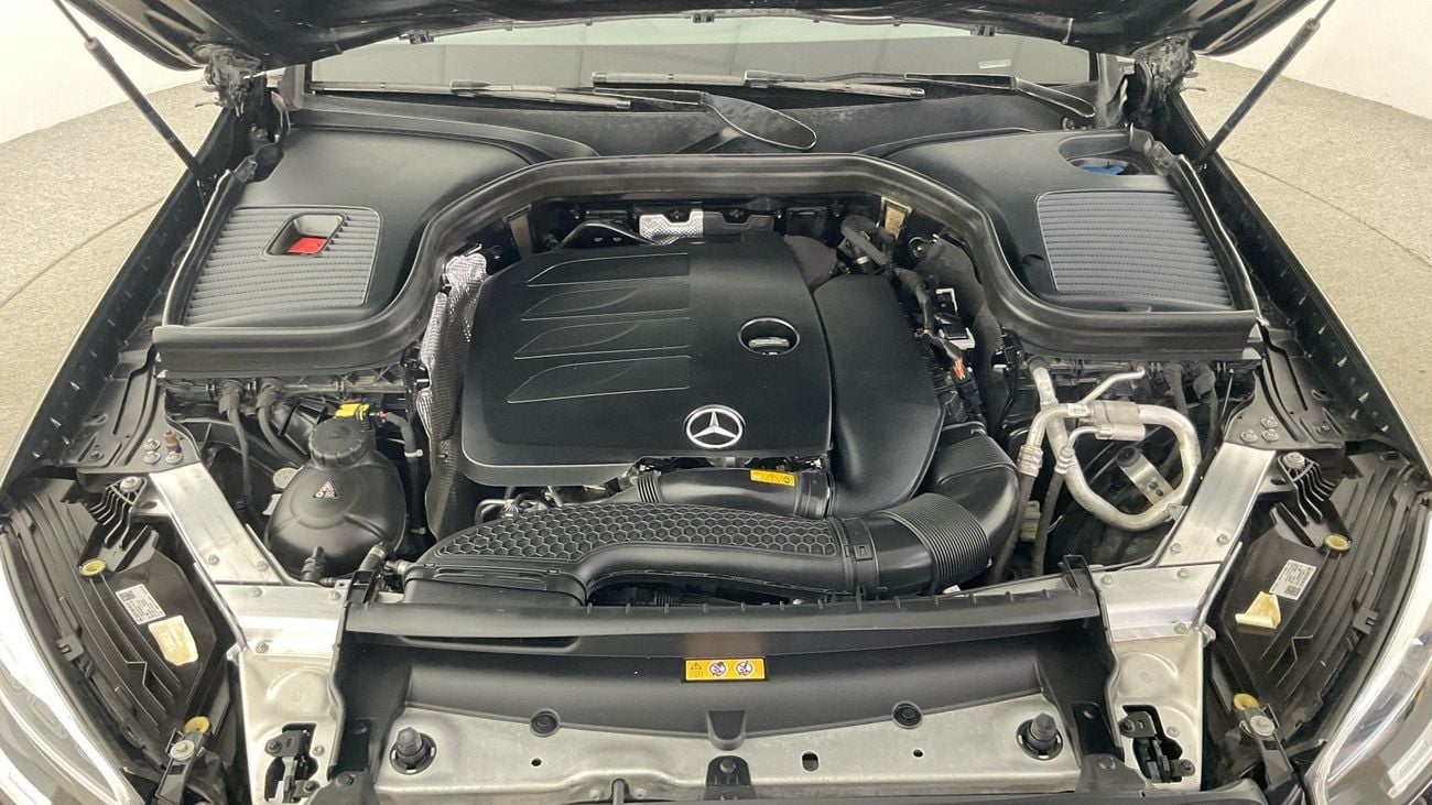 Mercedes Benz 200 PREMIUM PLUS | Guaranteed Warranty | 0 Down Payment