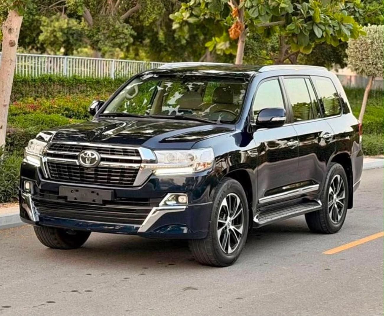 تويوتا لاند كروزر GXR Grand Touring V8 LHD Petrol