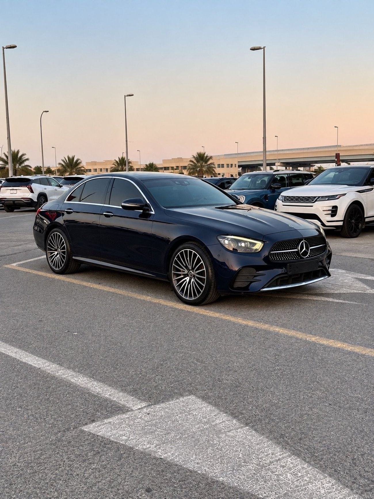 Mercedes Benz E350 4MATIC Mercedes-Benz E350 AMG | 2021