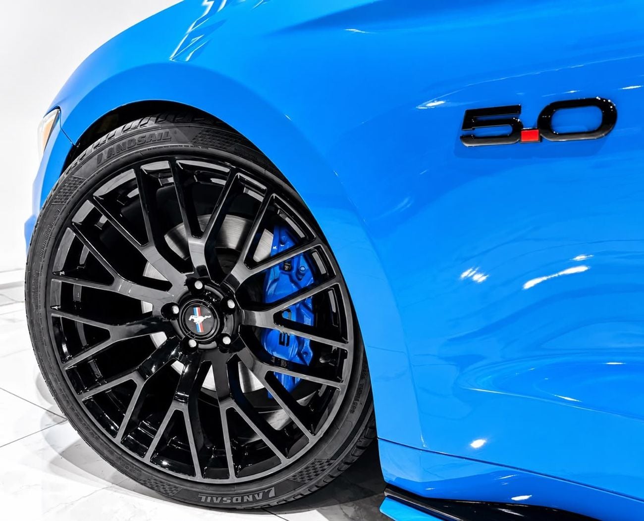 Ford Mustang PREMIUM