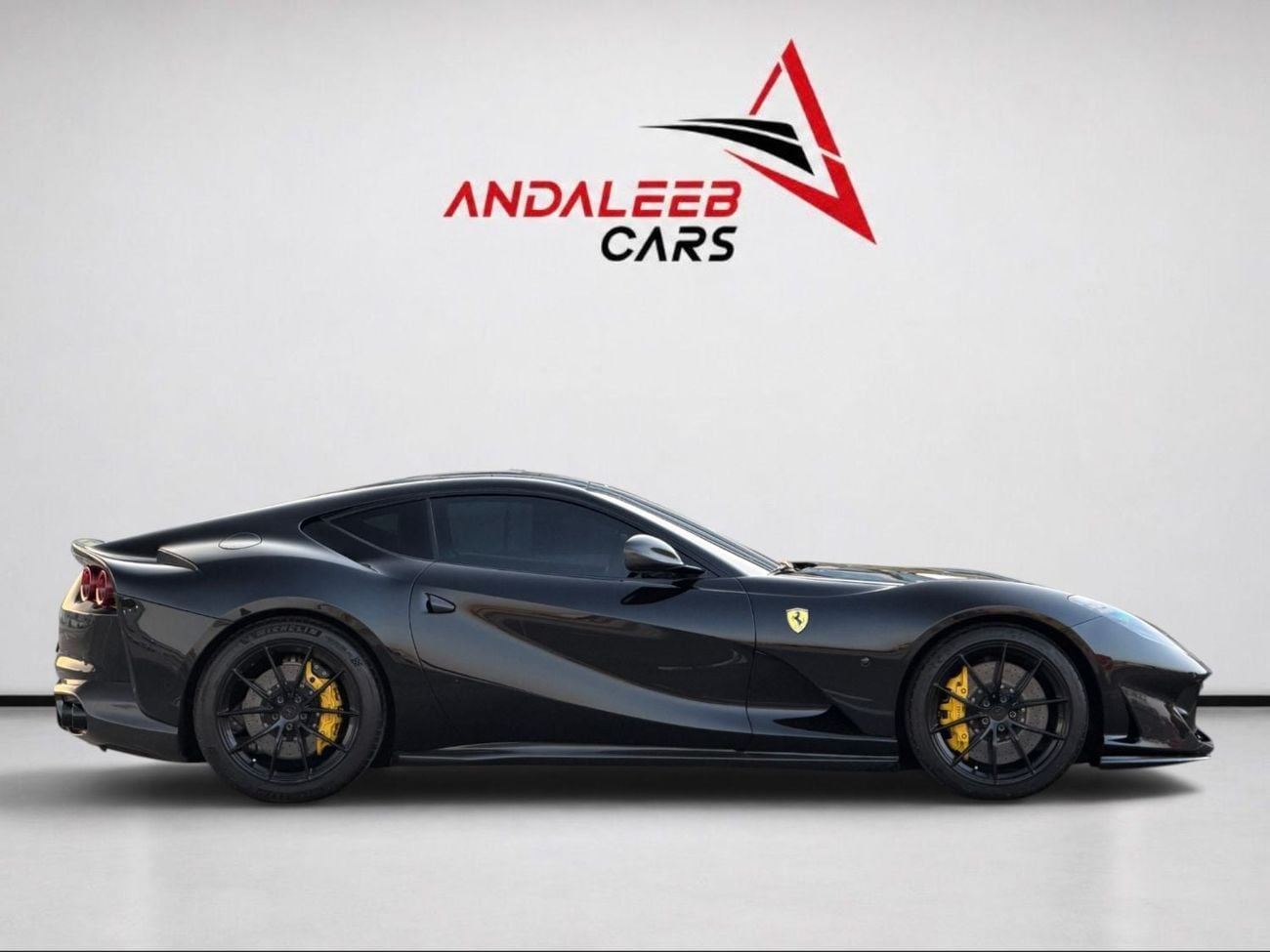 Ferrari 812 SUPERFAST INTERIOR & EXTERIOR CARBON | AFTERMARKET EXHAUST | 812 SUPERMARKET