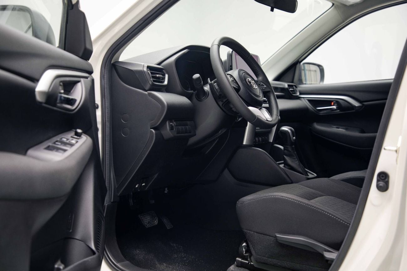 Toyota Urban Cruiser GL 1.5L - Pearl White Inside Black | Export Only