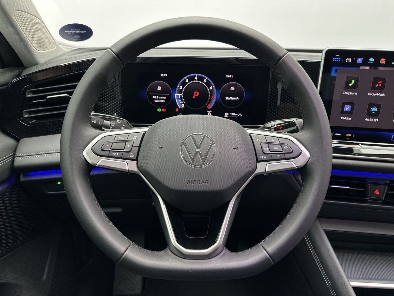 فولكس واجن تيجوان LIFE with Camera | 21,100 AED SAVINGS from New Car | All-New Generation Design | VW Certified