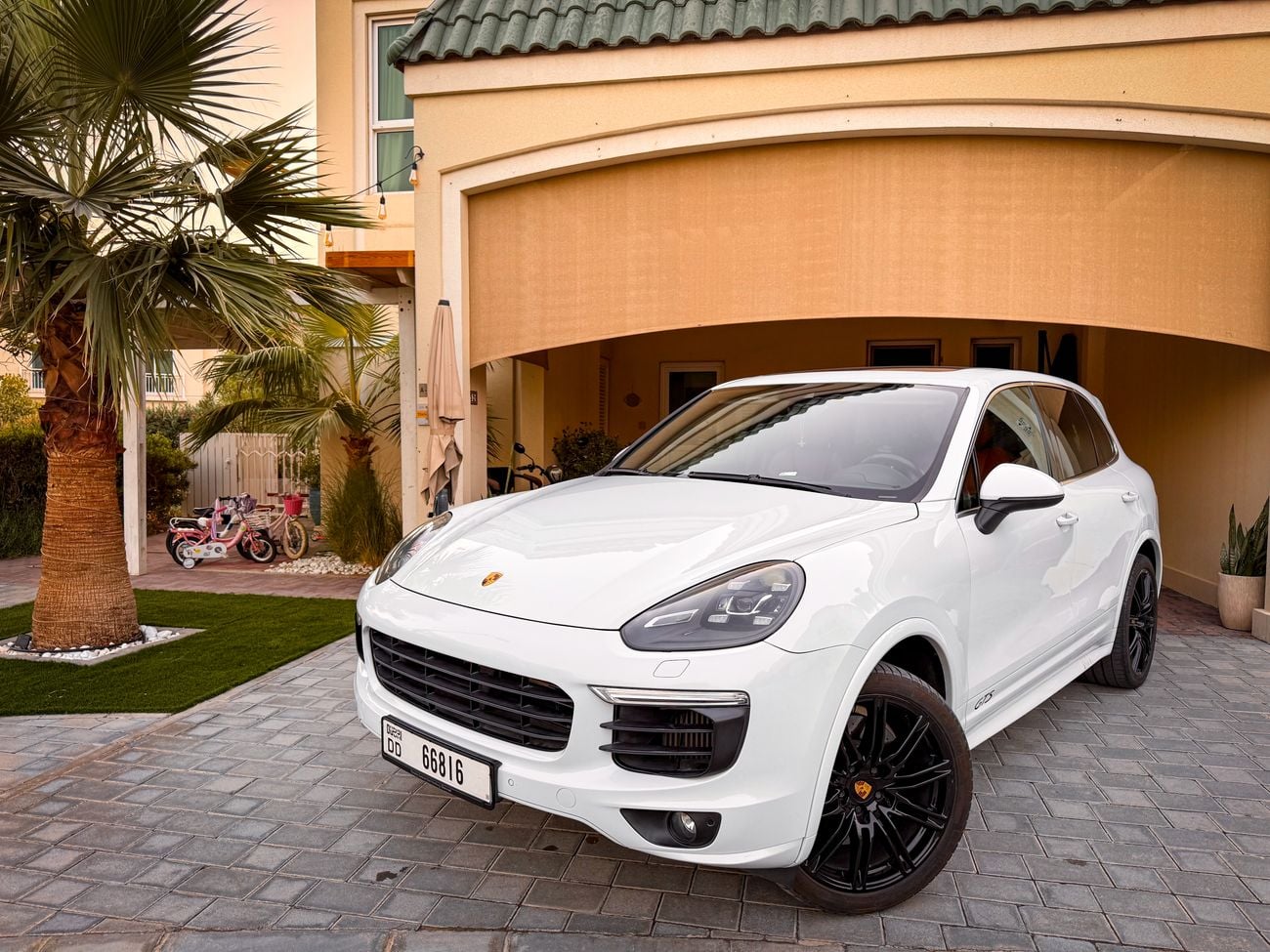 Porsche Cayenne GTS