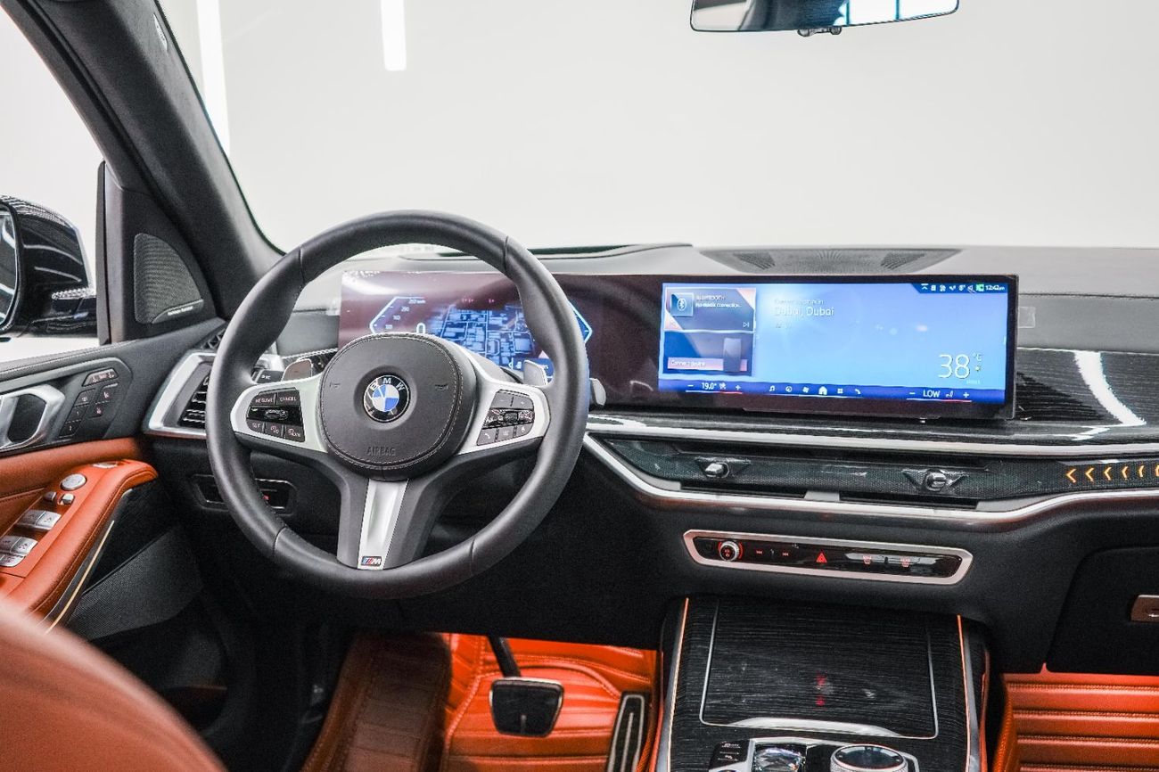 BMW X7 XDRIVE40I M SPORT GCC Specs | Warranty and Service Contract | As Brand new