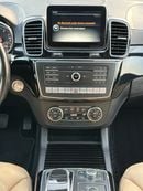 مرسيدس بنز GLS 500 ستاندارد