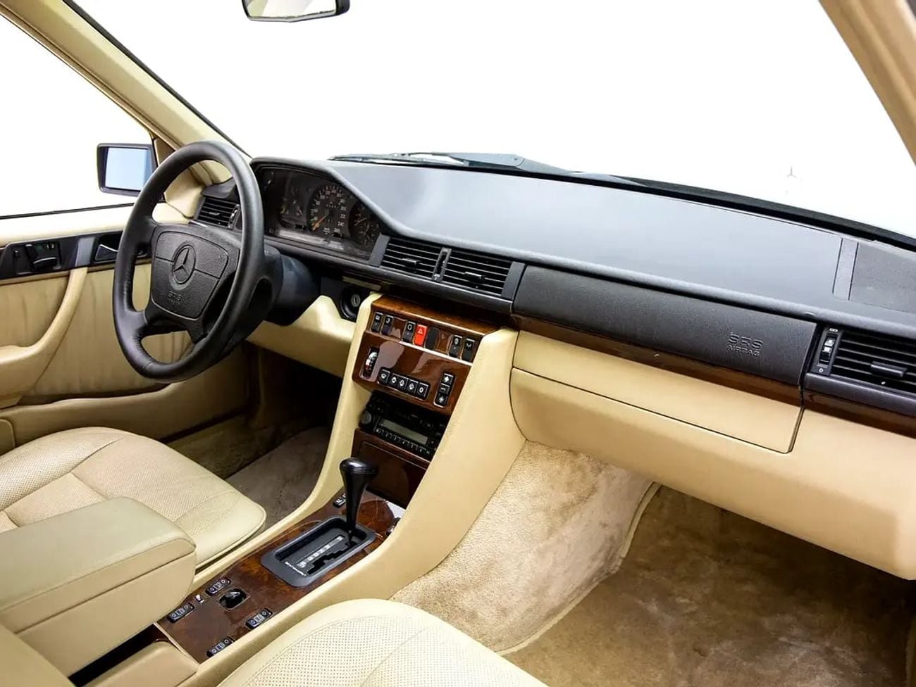 مرسيدس بنز E 500 E 500 | Japanese Spec