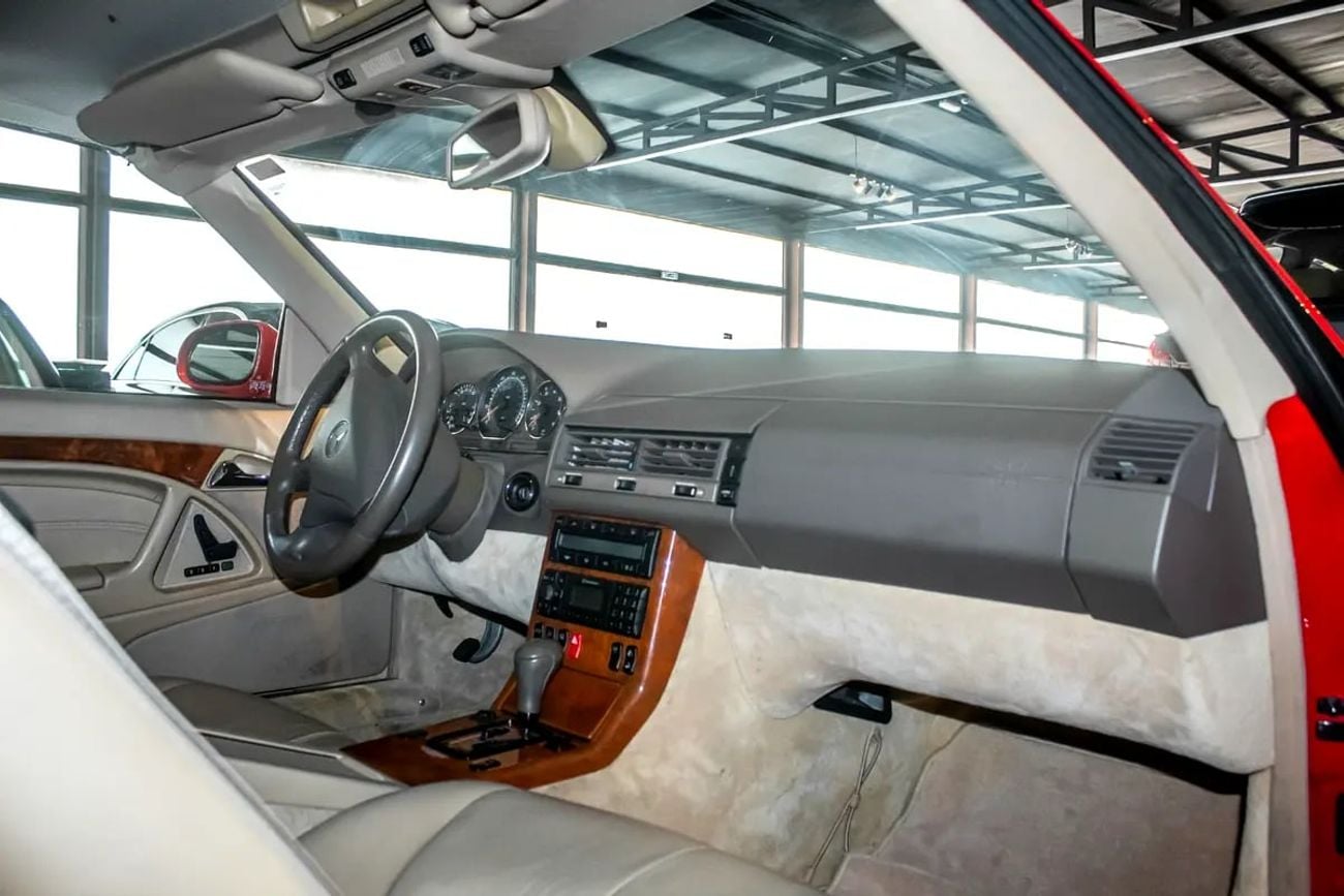 Mercedes Benz SL500 Classic SL 500 - Iconic R129 Generation