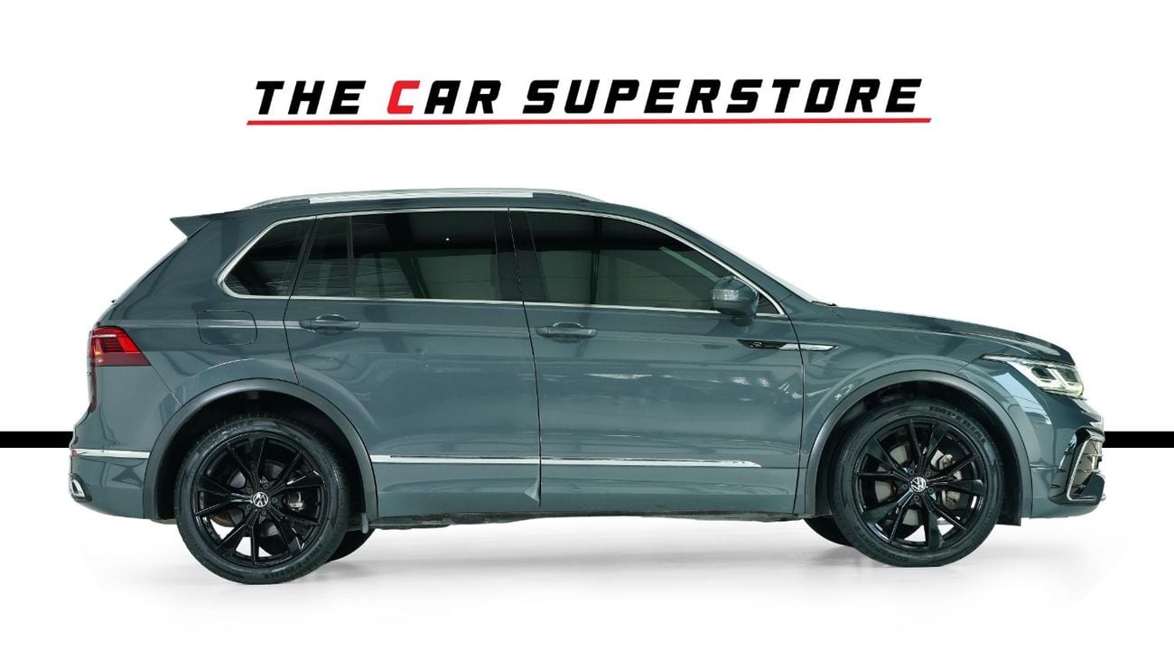 Volkswagen Tiguan R-LINE PLUS-GCC-Al Nabooda Full Service History-1 Owner-Leather Interior