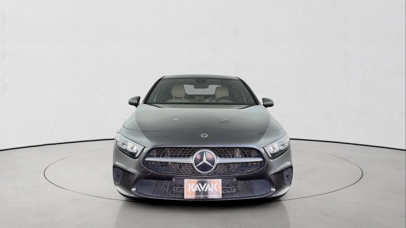 Mercedes Benz A200 STANDARD | Guaranteed Warranty | 0 Down Payment
