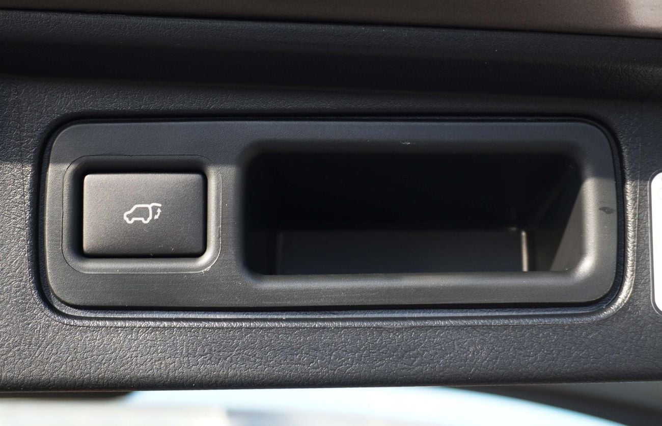 Toyota Fortuner 4.0L 2026 Model Petrol A/T