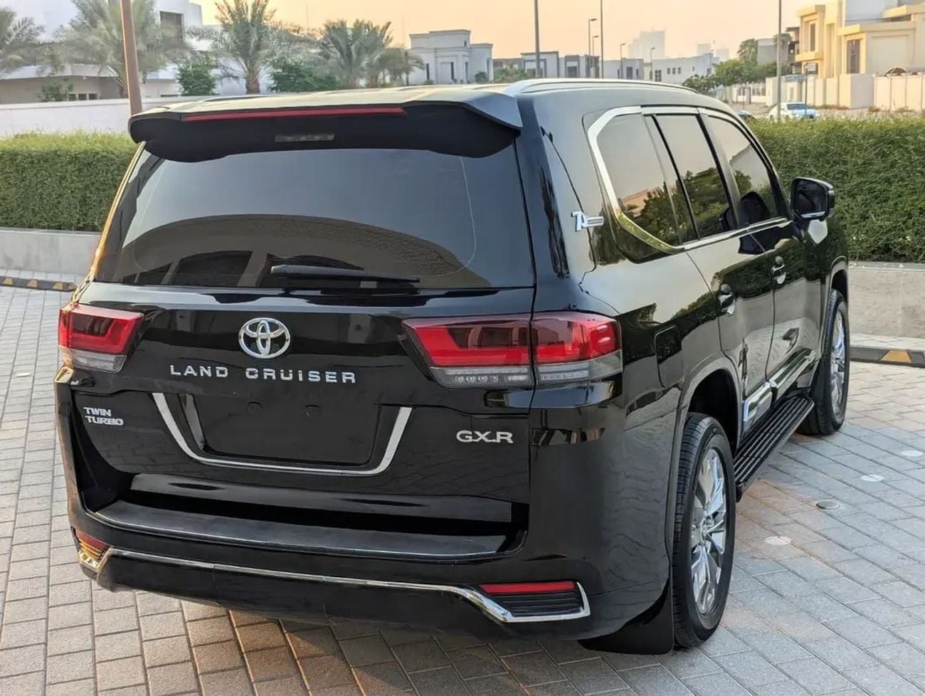 Toyota Land Cruiser GXR Facelifted 2025 Full Option V8 4.6L Interior and Exterior Condition