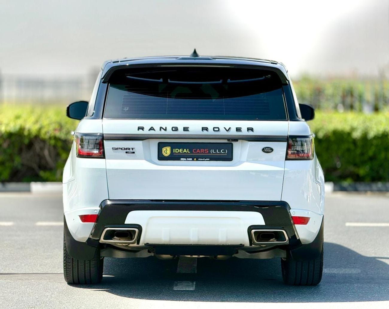 لاند روفر رينج روفر سبورت HST P400 3.0L l RANGE ROVER SPORT l GCC SPECS l FULL-SERVICE HISTORY l UNDER WARRANTY l