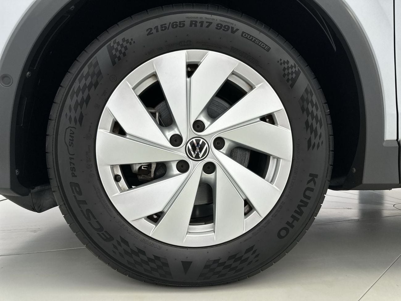 Volkswagen Tiguan LIFE Tiguan Life with Rear View Camera 1.4L | Apple CarPlay & Android Auto | Everyday Comfort | Park Assi