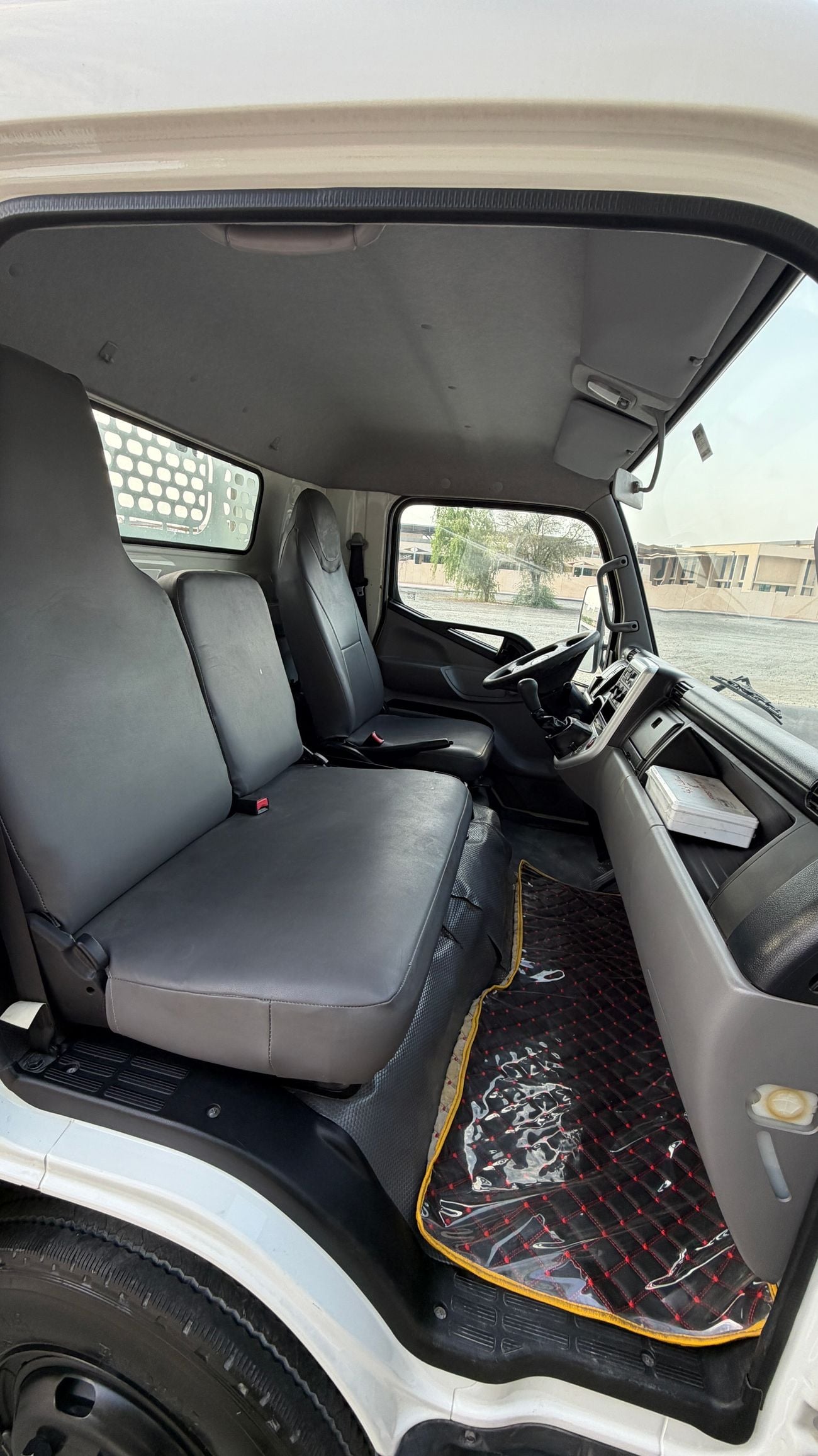 Mitsubishi Canter STANDARD