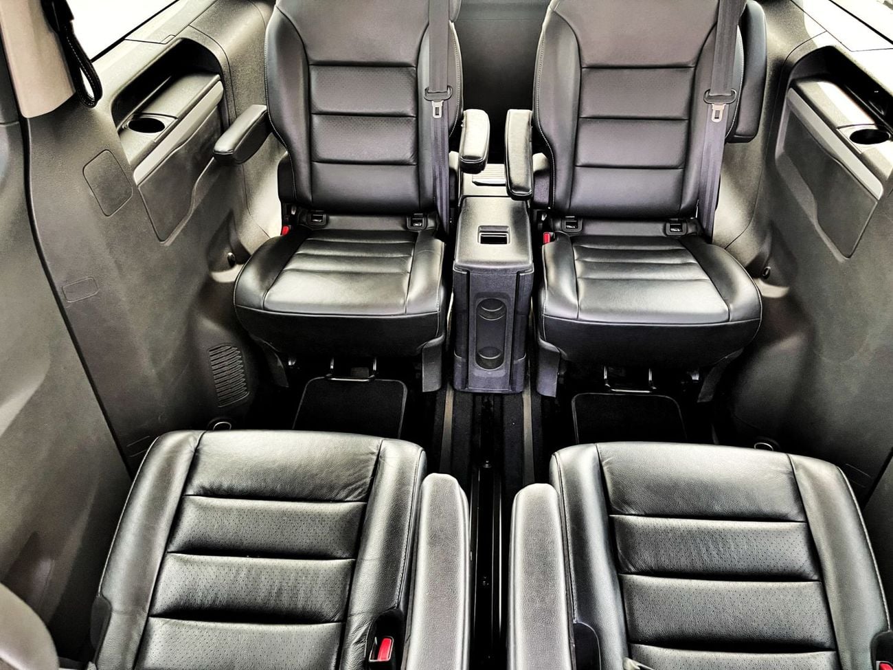 بيجو ترافلر AUTOMATIC DOOR, LEATHER INTERIOR-VIP