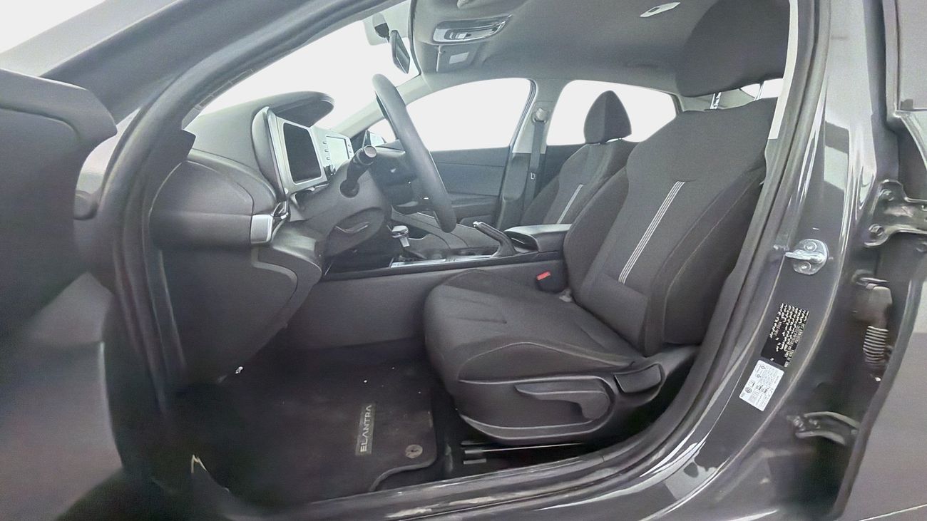 Hyundai Elantra SMART | Guaranteed Warranty | 0 Down Payment
