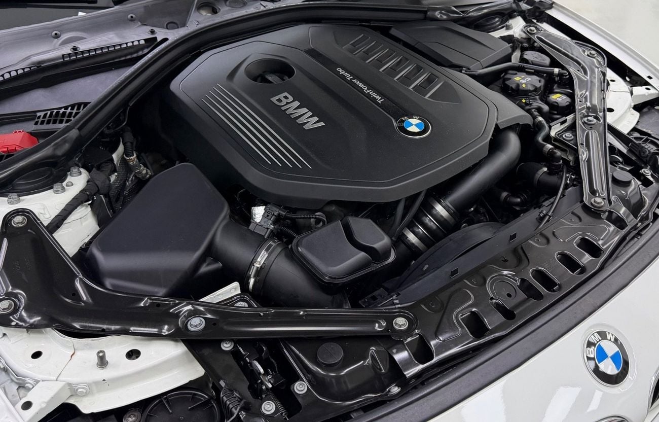 بي أم دبليو 440i إم سبورت مجلس التعاون الخليجي .. سجل صيانة كامل .. محرك V6 .. حالة ممتازة .. أعلى فئة