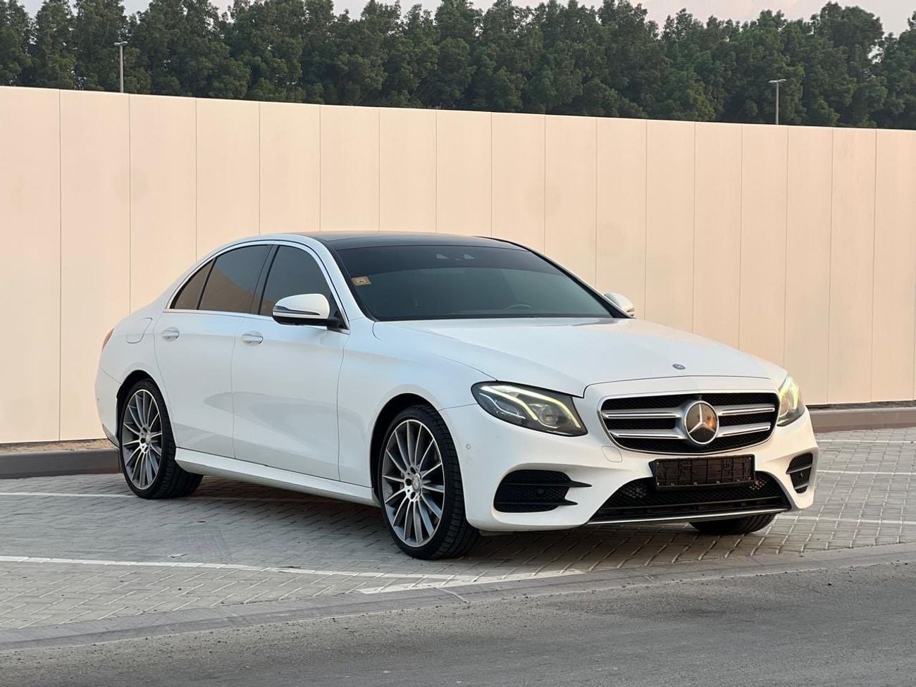 Mercedes Benz E300 AMG Mercedes E 300 2017 GCC