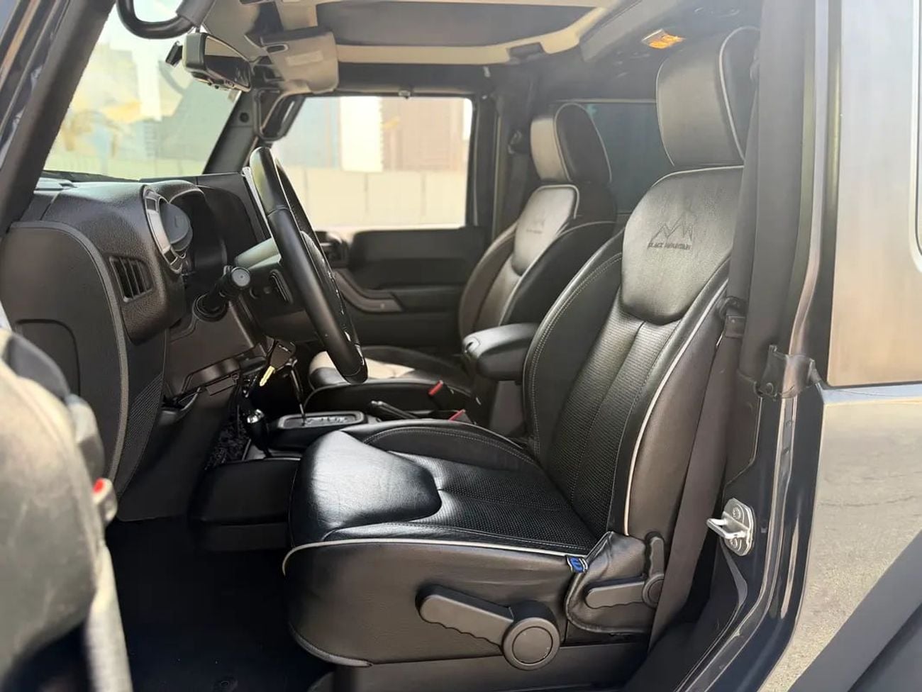 Jeep Wrangler SPORT Original Paint | Sport | GCC Specs - Well Maintained