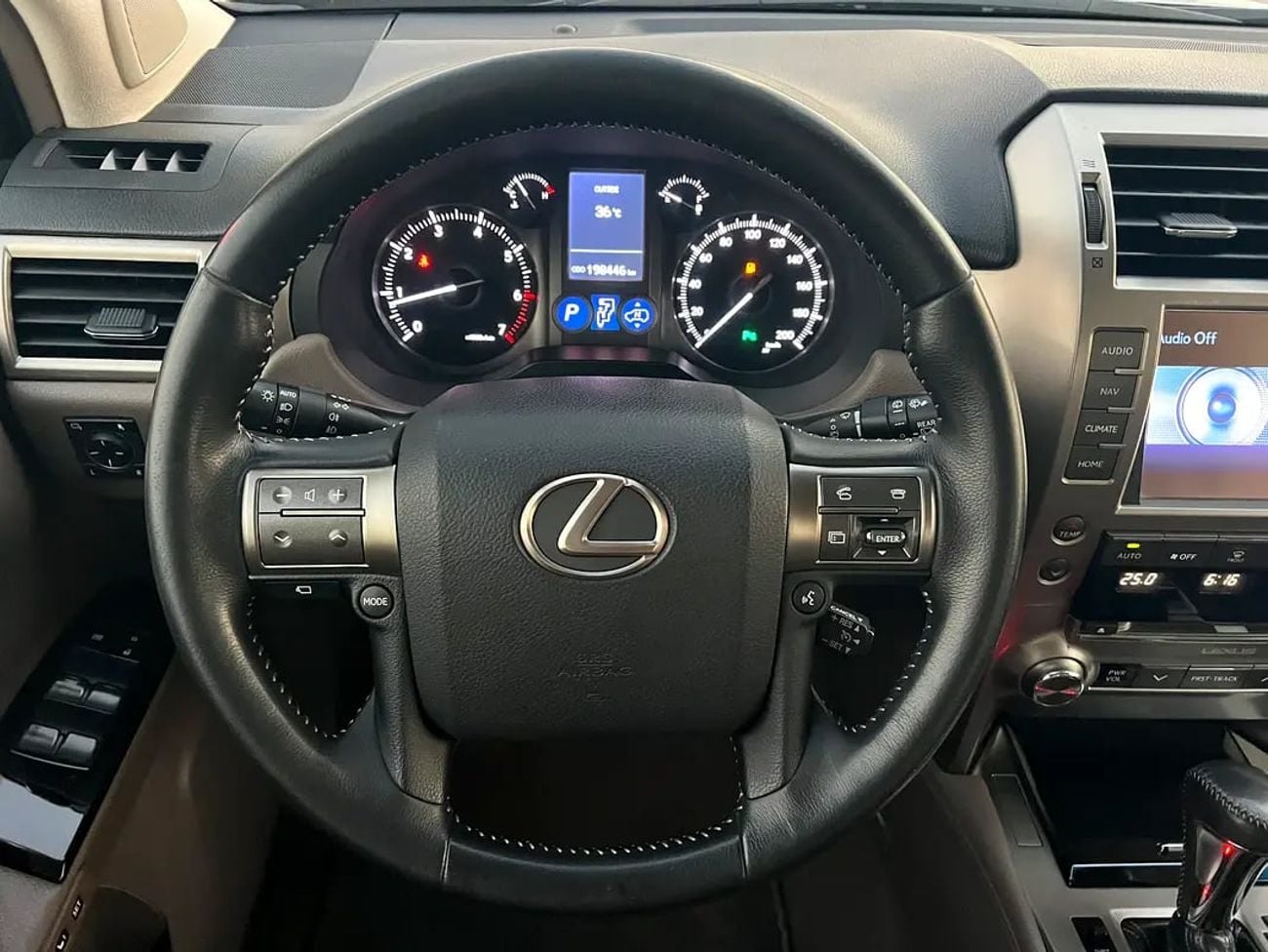 لكزس GX 460 GX 460 GCC Specs full option single owner full service history from al Futtaim automobile