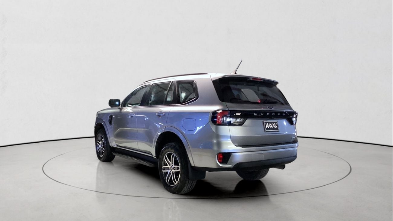 Ford Everest XLT | Guaranteed Warranty | 0 Down Payment
