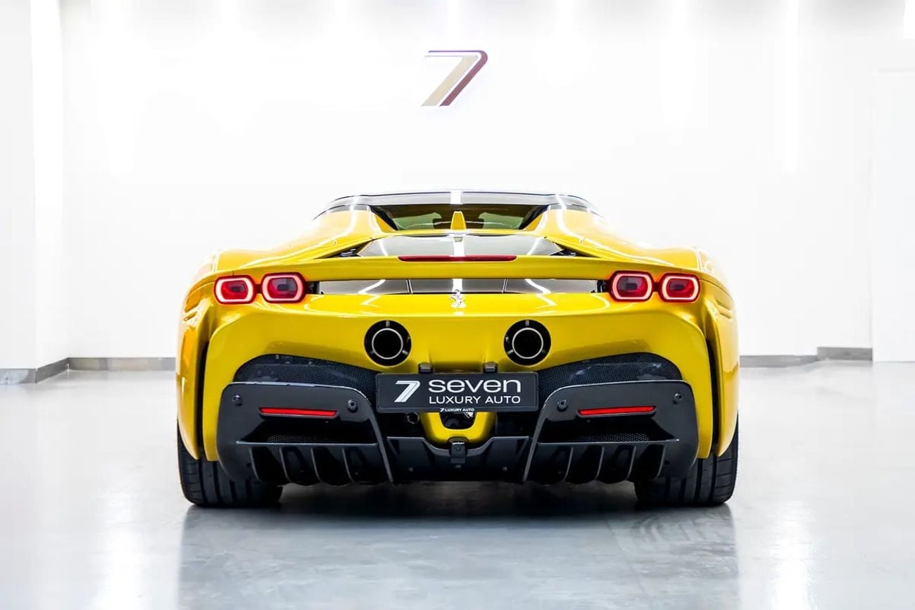 Ferrari SF90 FERRERI SF90 | SPIDER | GCC | WARRANTY | SERVICE CONTRACT | EXCELLENT CONDITION | FULL OPTION