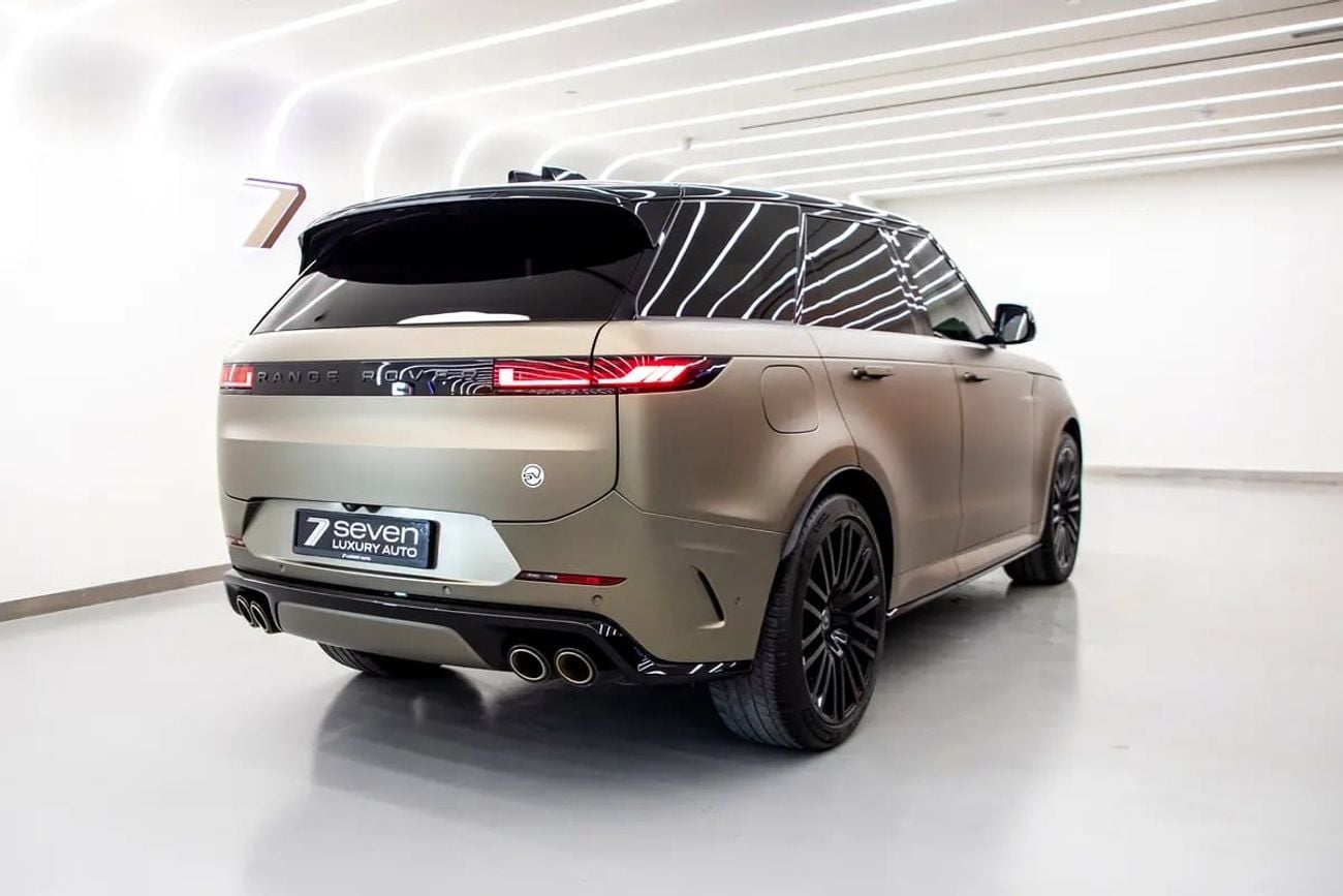 لاند روفر رينج روفر سبورت RANGE ROVER SPORTS SV FULL CARBON INTERIOR AND EXTERIOR WITH HIGH OPTIONS