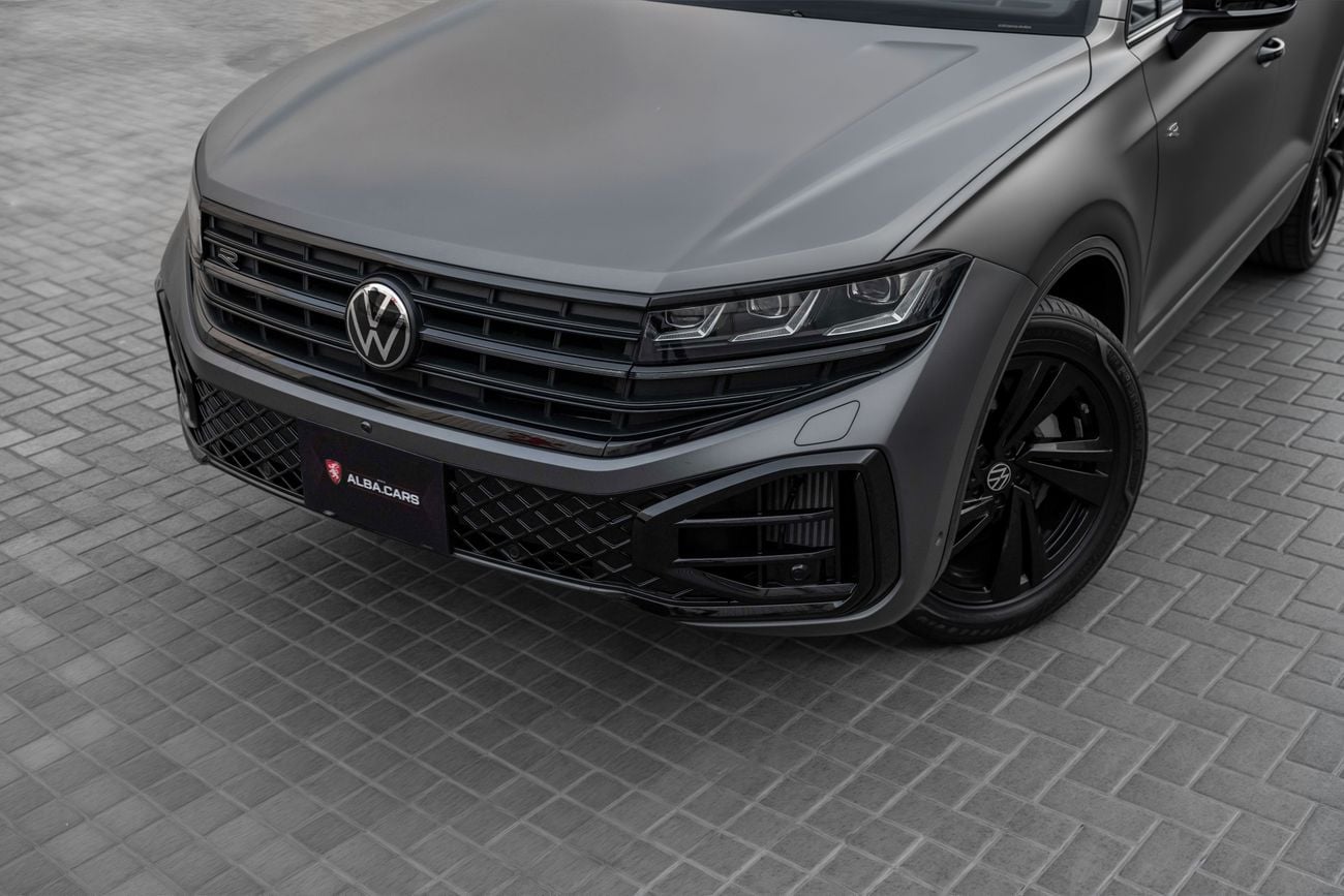 Volkswagen Touareg R-LINE Touareg R-Line | 4,896 P.M | 0% Downpayment | Extended Agency Warranty!