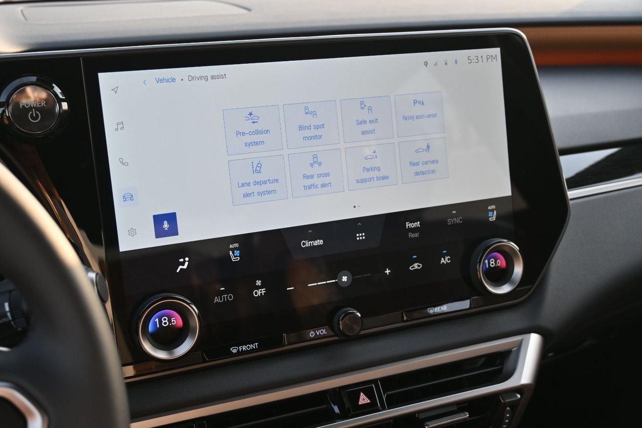 لكزس RX 350h Luxury 2.5L Hybrid AWD لكزس RX350h الفاخرة موديل 2026، محرك هجين سعة 2.5 لتر، دفع رباعي، اللون رمادي