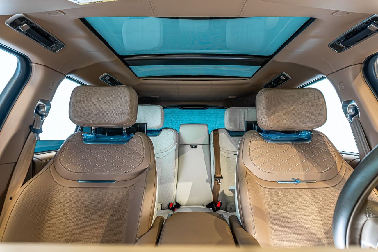 Land Rover Range Rover SV SWB P615 Tourmaline Brown | Tan Interior | 4.4L Twin-Turbo V8 | GCC Specs | Warranty