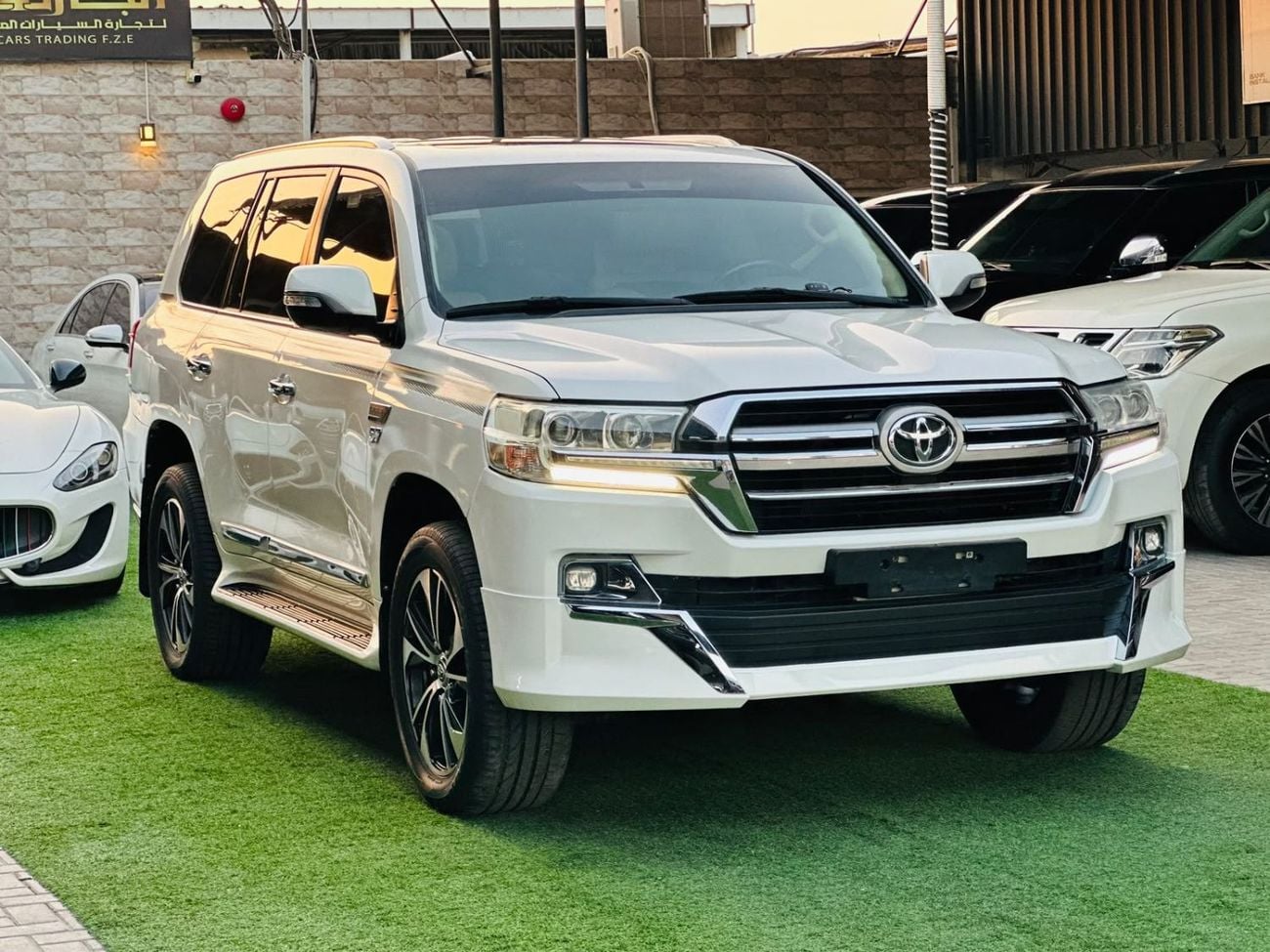 Toyota Land Cruiser VXR