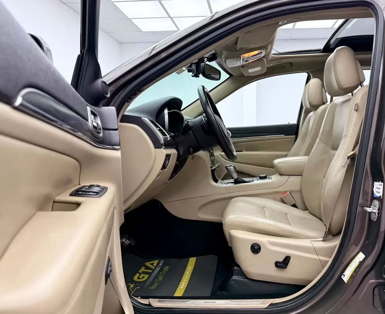 Jeep Grand Cherokee LIMITED GCC Specs