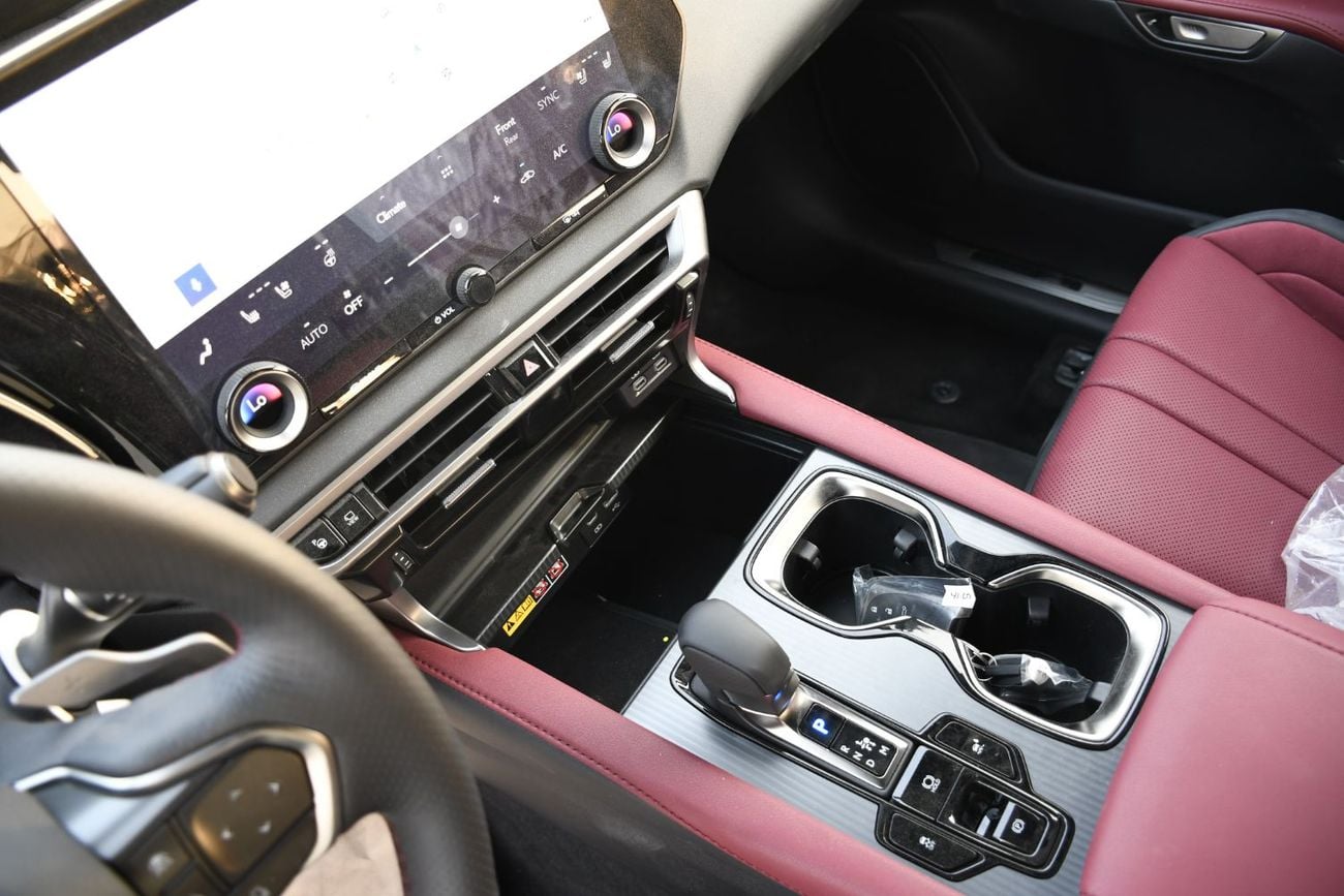 لكزس RX 500h F SPORT PERFORMANCE 2.5L Hybrid Full Option