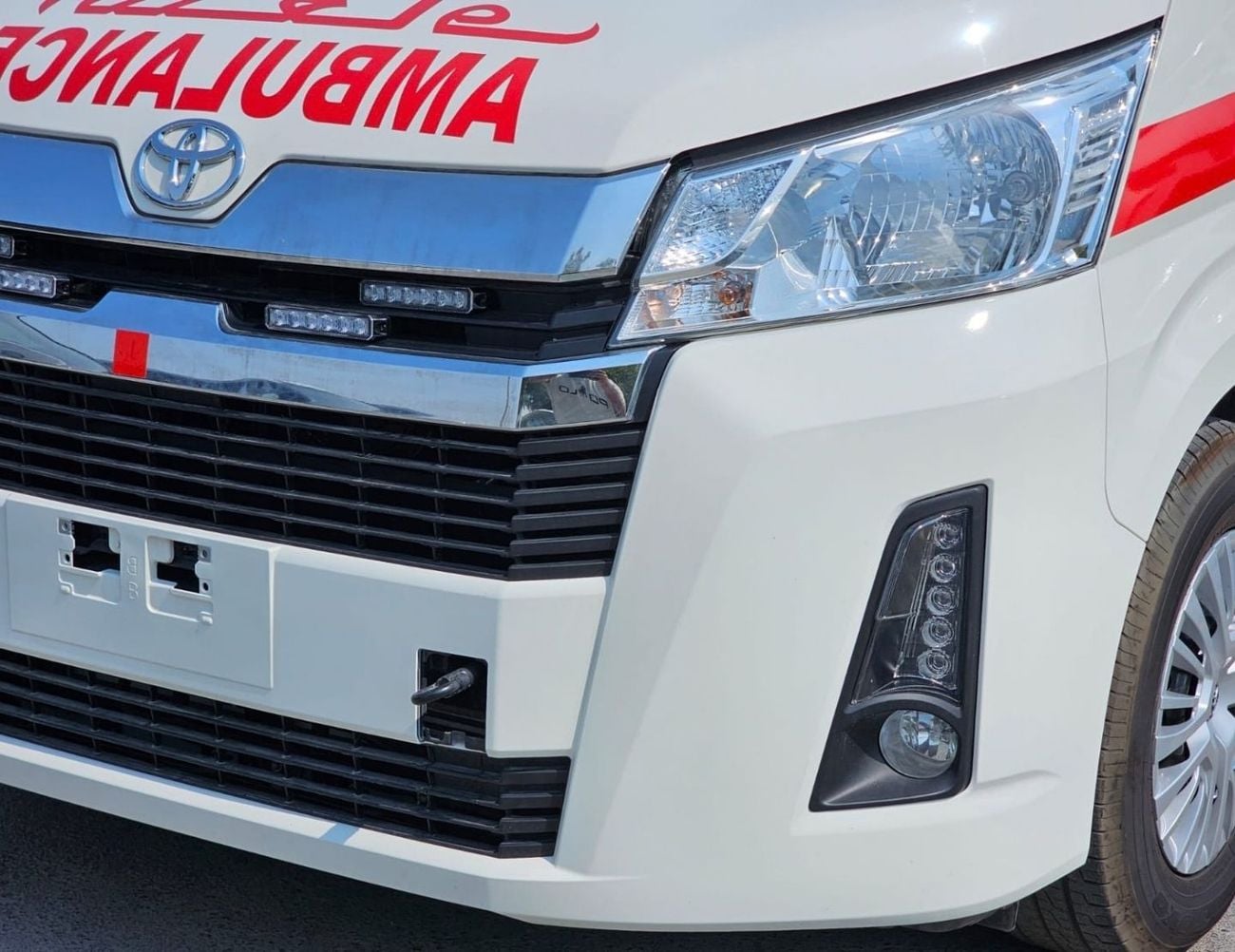 Toyota Hiace HIACE HIGHROOF AMBULANCE GL || 2.8L DIESEL V4 A/T (CODE # HRDAGLJ-M-AB)
