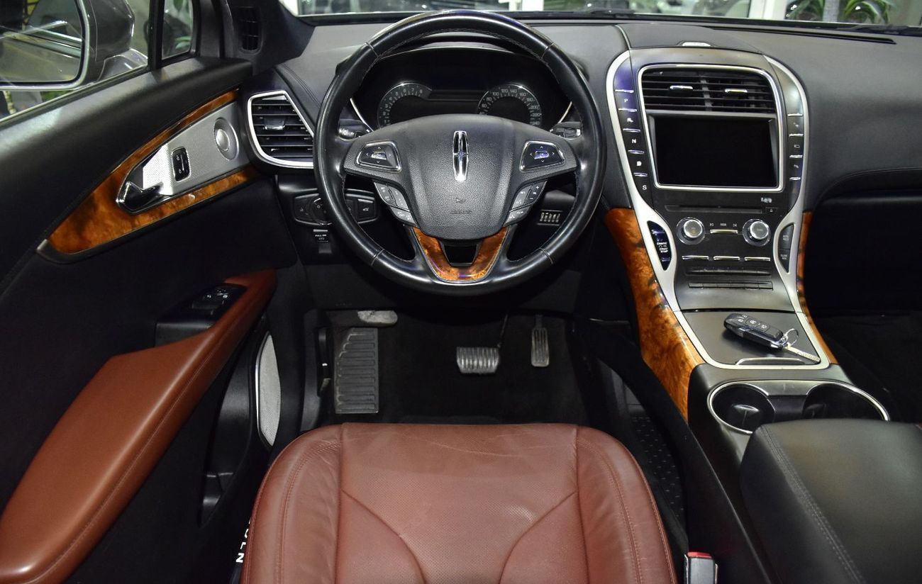 Lincoln MKX RESERVE EXCELLENT DEAL for our Lincoln MKX 2.7 ECOBoost AWD ( 2016 Model ) in Beige Color GCC Specs