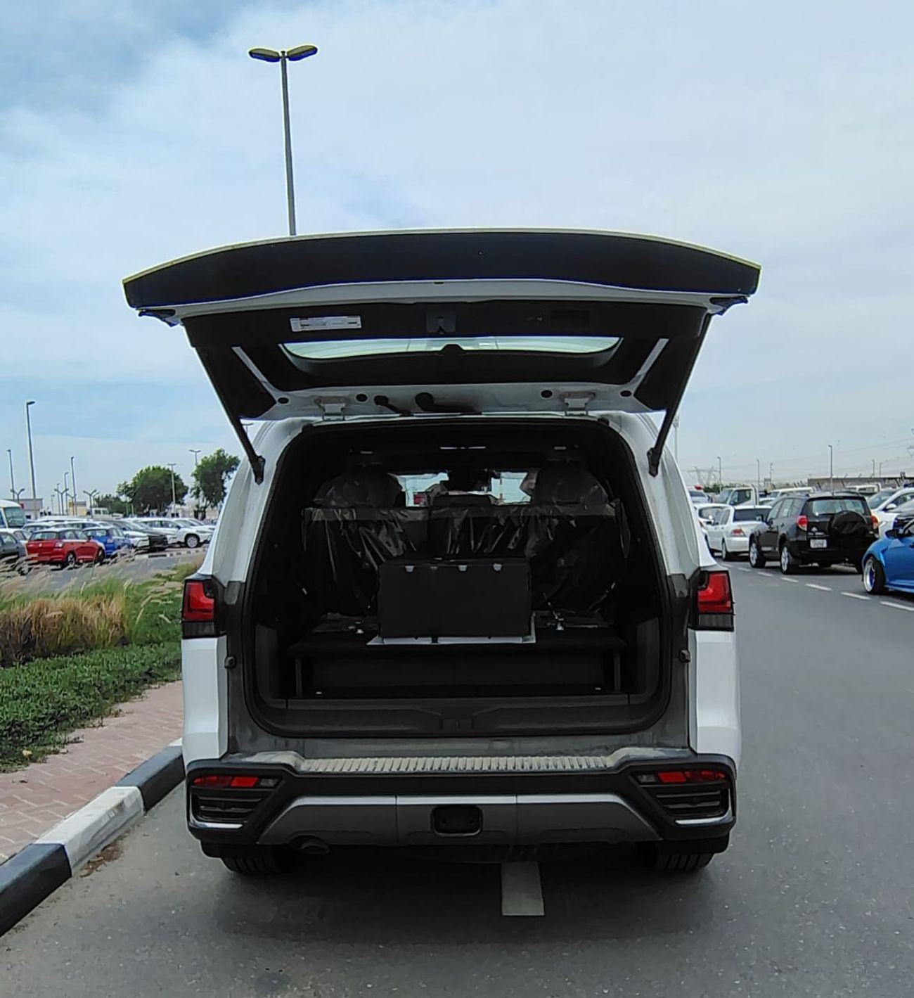 Lexus LX700h SIGNATURE - 3.5L - HYB - AT - 2026 MY