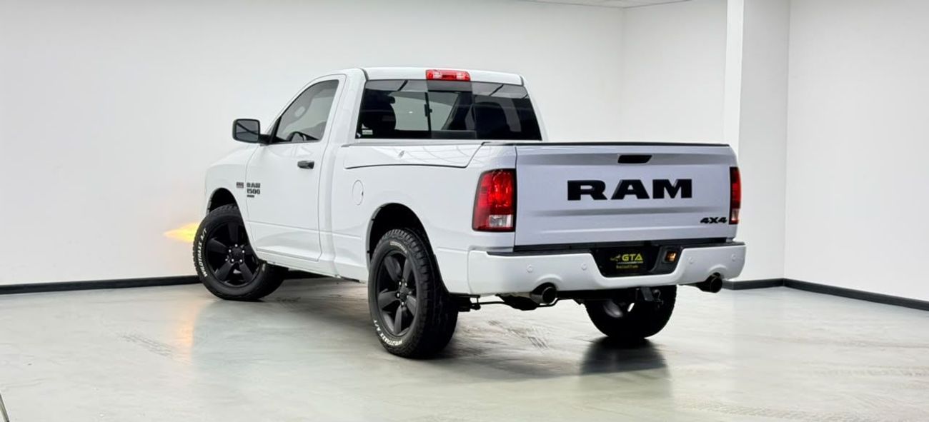 RAM 1500 CLASSIC 2022 Dodge Ram 1500 Classic SLT, Agency Warranty+Full Service History, GCC Specs.b