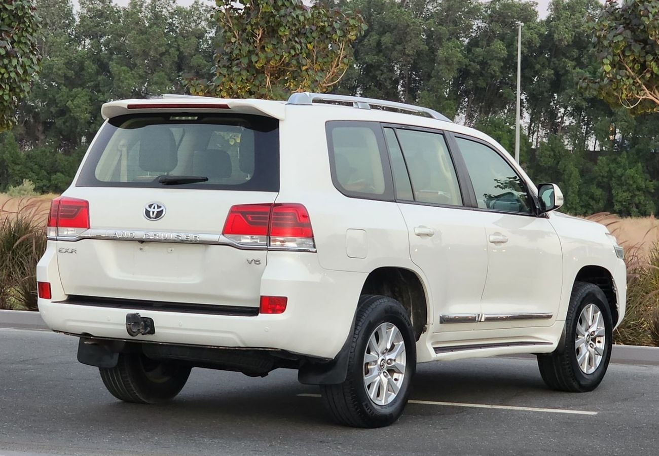 Toyota Land Cruiser GXR