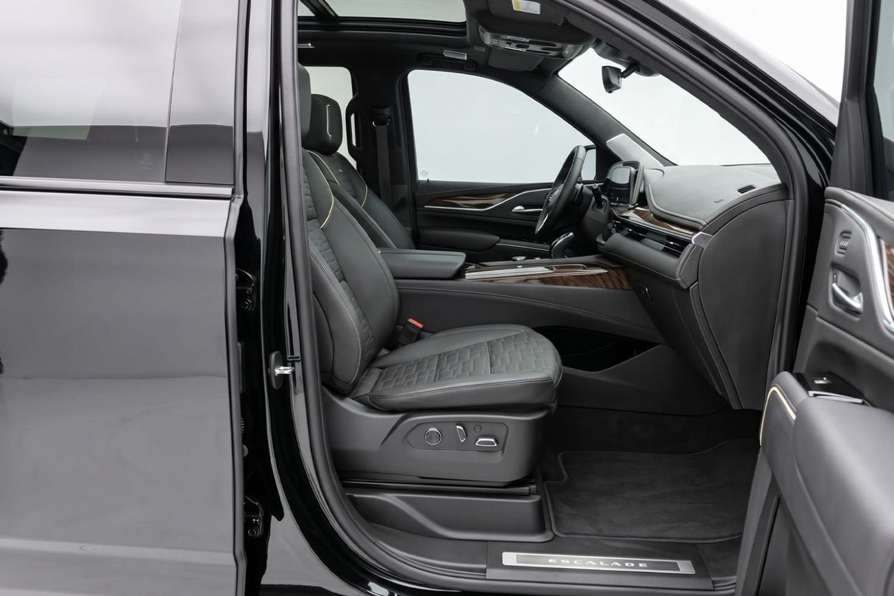Cadillac Escalade SPORT PLATINUM 2024 | GCC Specs | AED 7,540 / Monthly
